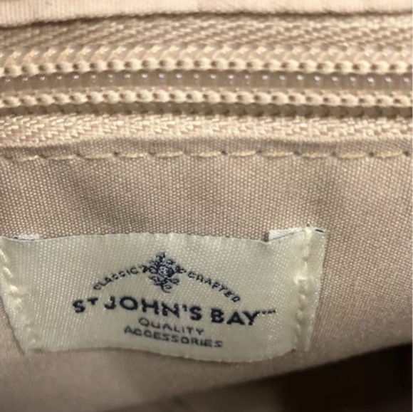 NWT St. John's Bay Crossbody Bag with Brown Trim Westbay Saddle MSRP $55 - Picture 2 of 5